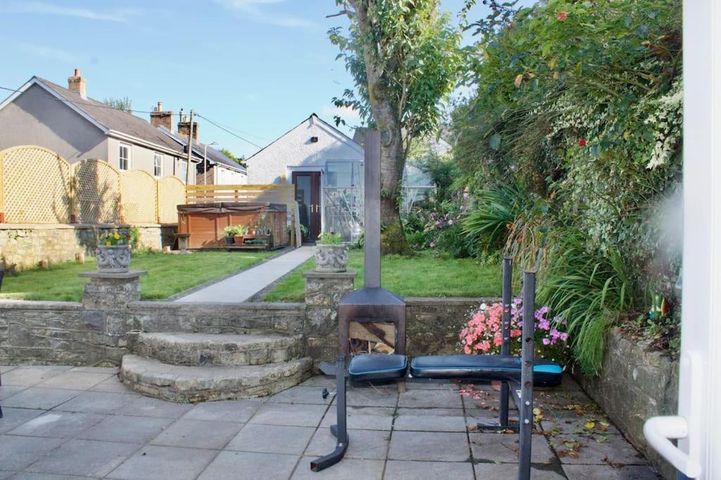 Cartref, 1860S Family Home. Bridgend  Extérieur photo