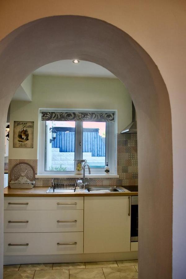 Cartref, 1860S Family Home. Bridgend  Extérieur photo